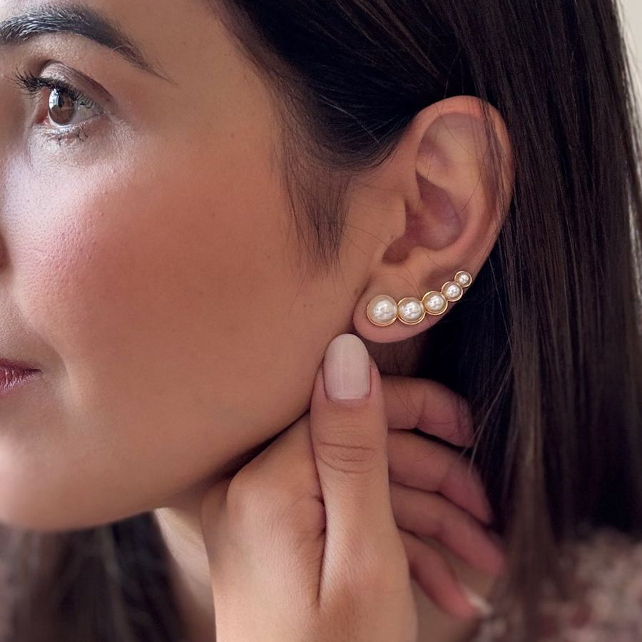 Kit Luzzir 40% OFF - Choker + Ear Cuff Pérolas (Frete Grátis)